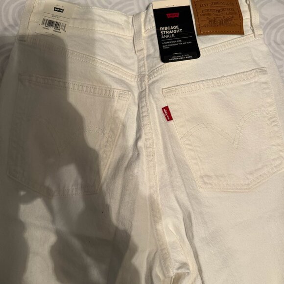 NWT Levi's® Premium Ribcage Straight Ankle Women's Jeans - Picture 5 of 5